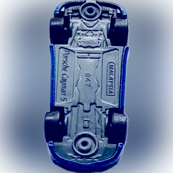 ๐ฅ๐ Hot Wheels Vintage Navy Blue Porsche Cayman S by Mattel - Picture 6 of 6